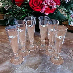 Set mit 6 Vintage Martini-Gläsern, hohen Retro-Gläsern, Vintage-Trinkgeschirr und sammelbaren Alkoholgläsern, Vintage-Geschenk für Zuhause, Hausbar,