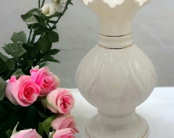 Grand vase vintage BELLEEK blanc et rose Blossom Blossom des années 1980, grand vase en porcelaine gaufrée avec bordure dorée, rose belleek, irlandais