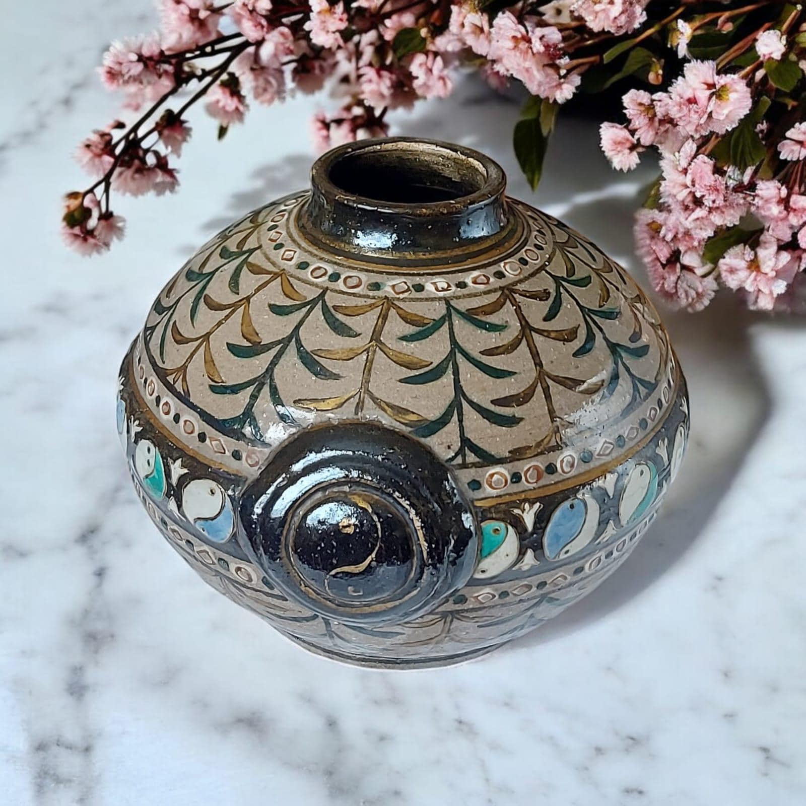 Yin Yang Vase - Etsy Finland