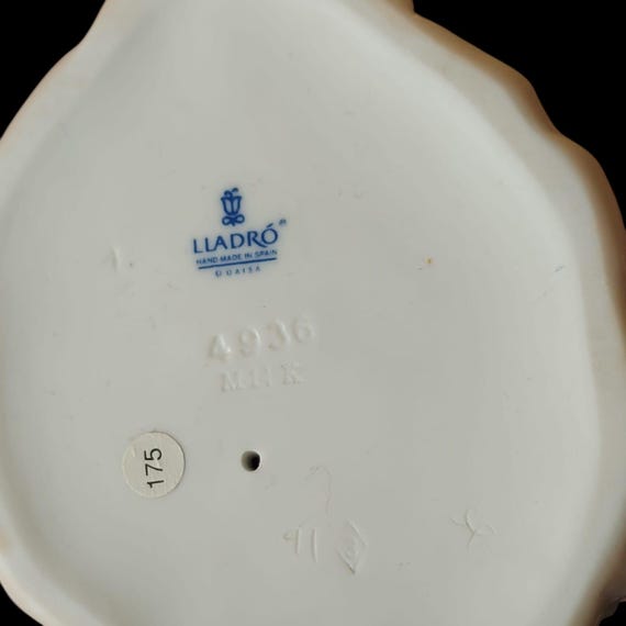 Vintage Retired Lladro Figurine, 