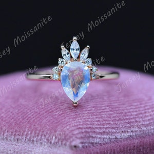 Rose Gold Pear Cut Mondstein Ring, Sterling Silber Ring, Zirkonia