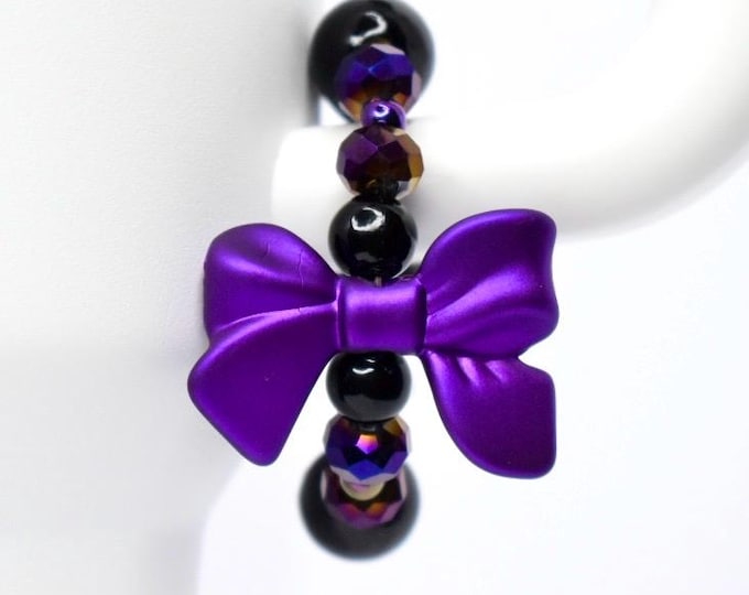 Purple Bow Tumbler Handle Bracelet with Black Pearl Accents