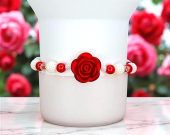 Red Rose and Pearl Beaded Bracelet