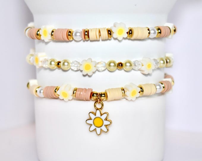 Neutral Aesthetic Tumbler Bracelet Stack Beige and with Daisy Flower Charm