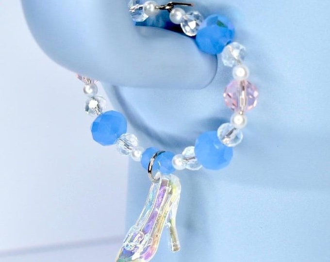 Cinderella Glass Slipper Tumbler Handle Bracelet – Blue & Crystal Beaded Bracelet with Iridescent Shoe Charm
