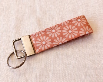 Floral Key Fob, Pink, Keychain, Daisy, Flower, Key Accessories, Fabric, Handmade, Split Ring, Flowery, Garden, Rose Color, Small Keychain