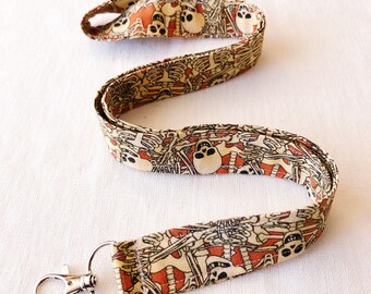HTC BLACKキーホルダー ピラミッド スタッズ HTC PYRAMID STUDS LEATHER KEY HOLDER ピラミッドスタッズ