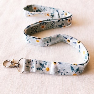 Light Blue Floral Lanyard, Thin Lanyard with Flowers, Cute Badge ID Holder for Teachers, College Student ID Holder, Long Lanyard for Keys