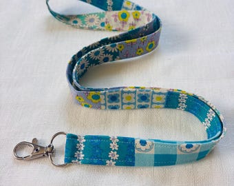 Retro Patchwork Lanyard, Patchwork Lanyard for keys, ID Badge Holder Strap, Colorful Floral Print Lanyard, Blue Floral Thin Fabric Keychain