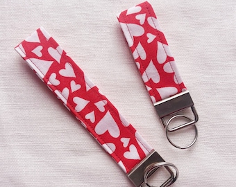 Red Heart Wristlet, Valentine’s day Keychain, Key fob for keys with hearts, Red hearts keychain, Valentines Gifts, Cute Keychain for her