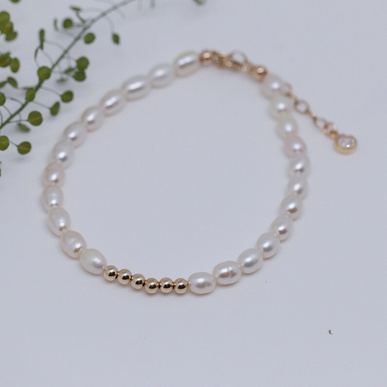 Freshwater Pearl Gold Filled Bracelet, High Quality 14k Gold Filled Bracelet, Gold Filled Beads , Pearl Bracelet, Gold Stacking Bracelet image 1
