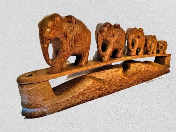 Talla de chimenea de madera que representa una tropa de cinco | Etsy