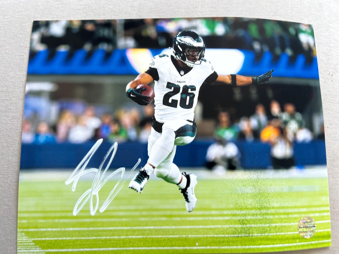 Saquon Barkley Signed Autographed Philadelphia Eagles Football Picture ...