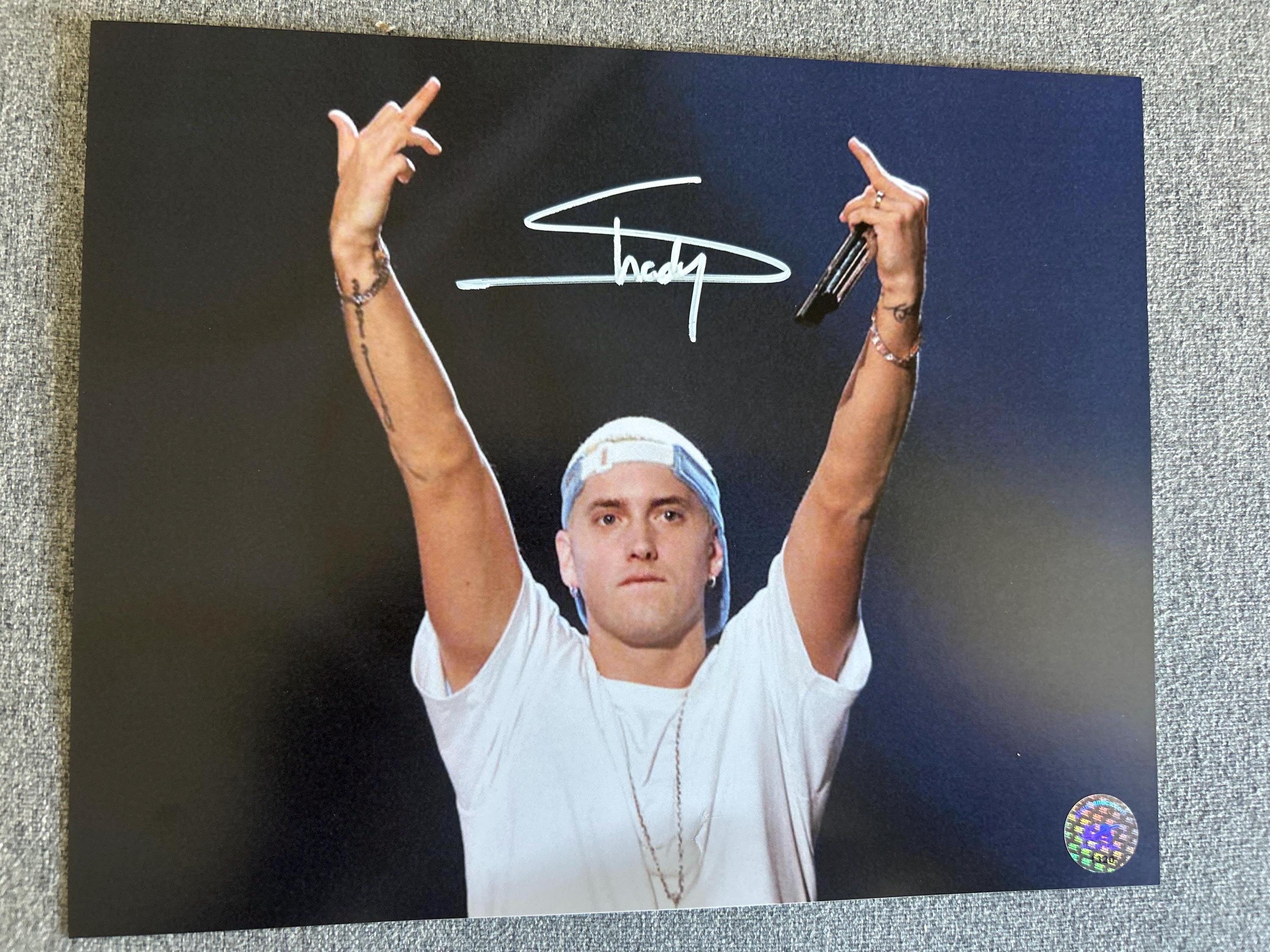 激レア　eminem エミネム 一点物　8mile オートグラフ　直筆　サイン 激レア eminem エミネム 一点物 8mile オートグラフ 直筆 サイン s