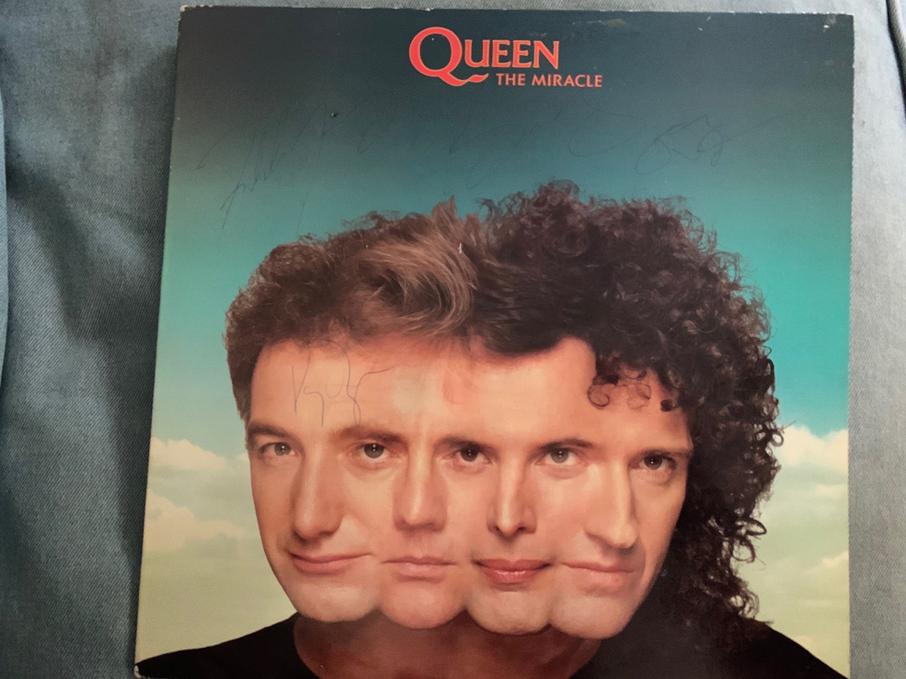 Queen Signed Autographed the Miracle Record Album EP by Freddie