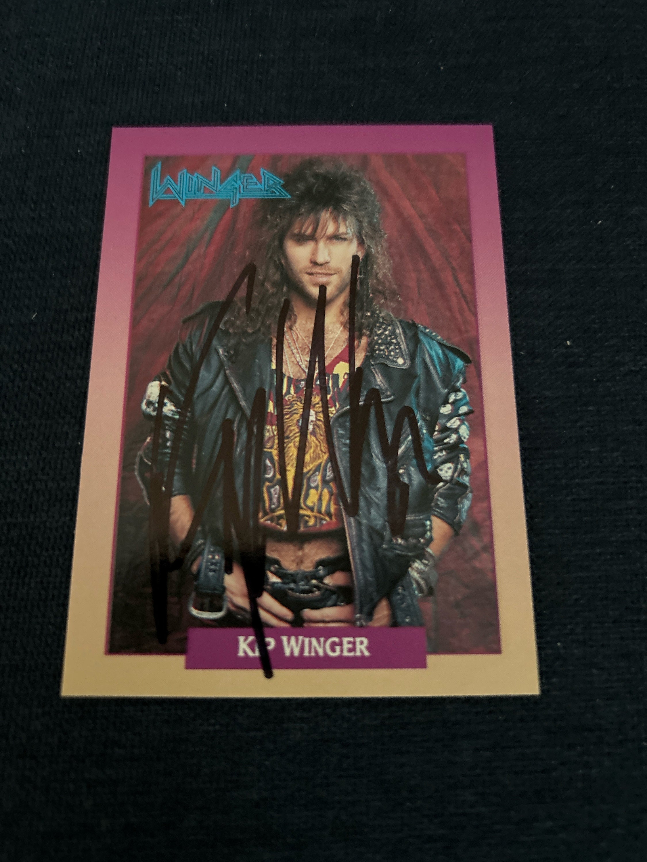 キップ・ウィンガー Kip Winger 直筆サイン入り CD Solo Kip Winger - Solo Box Set Collection - Amazon.com Music