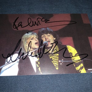 Paul McCartney and Linda McCartney Signed Autographed 1989 Post Card w/ COA The Beatles