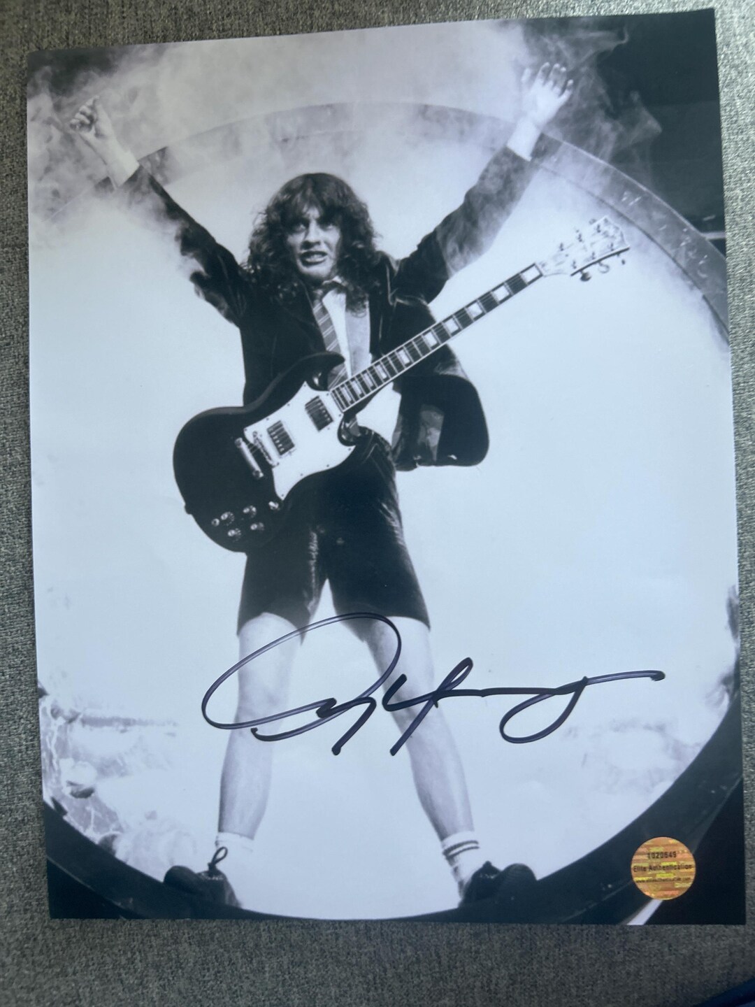 Angus Young Ac/dc Autographed Signed 8x10 Photo COA - Etsy