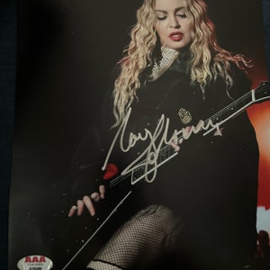 Madonna Hand Signed Autographed 8X10 Concert Photo COA