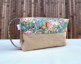 Floral Makeup Bag for Women. Portable Fabric Cosmetic Bag. Elegant Handmade Makeup Bag. Mother's Day Gift