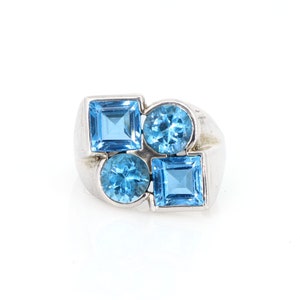 Schweizer Blautopas Ring, Multi cut Edelstein Ring, 925 Silber Schmuck, Prinzessin und Rundschliff Blautopas, Handarbeit Schmuck, Valentinstag Ring