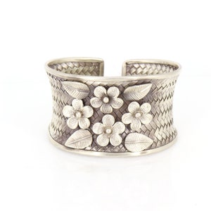 Wide Silver Bangle, Flower Petals Cuff Bangle for Women, 925 Silver Bangle Jewelry, Ethnic Jewelry, Designer Floral & Leaf Bangle Bracelet