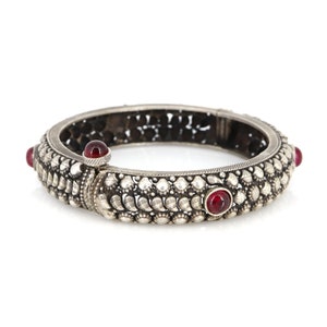 Old Ethnic Style, Red Glass Gemstone, Silver Bangle Bracelet, Red Stone Bangle, Antique Jewelry, Silver Bangle Bracelet, Gift for Her