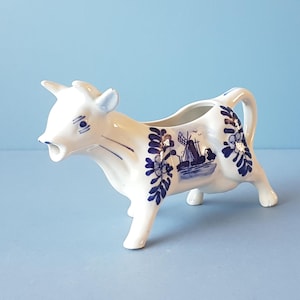 vintage cow creamer, milk jug, delft blue, holland