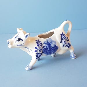 vintage cow creamer, milk jug, delft blue, holland