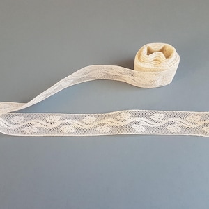 antique or vintage lace, edwardian,  2.5m,
