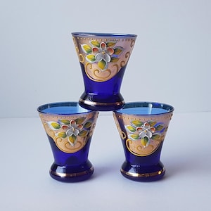 3 vintage 60s blue murano glass shot glasses, liqueur glasses, with a gold floral design