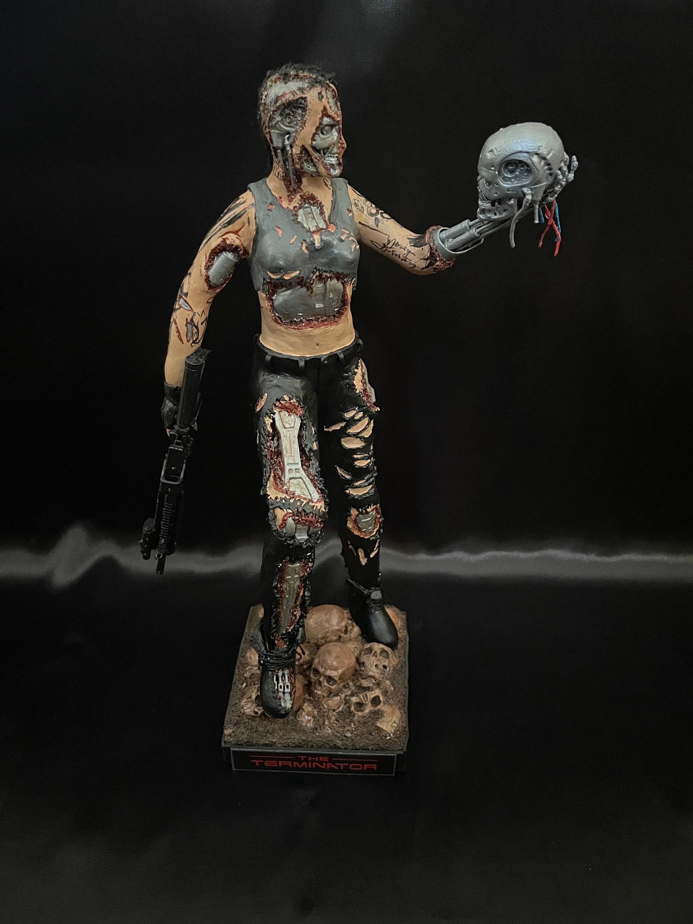 ジオラマ・オブジェ【プレデター・ターミネーター】 Terminator diorama - Etsy 日本
