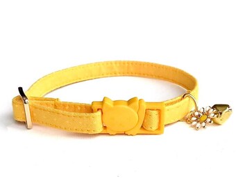 yellow kitten collar