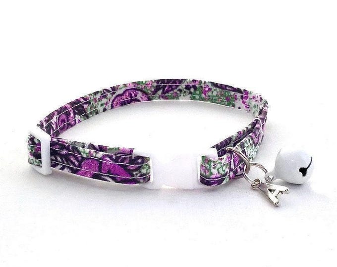 Floral Breakaway Cat Collar: Purple Flower Design, Adjustable