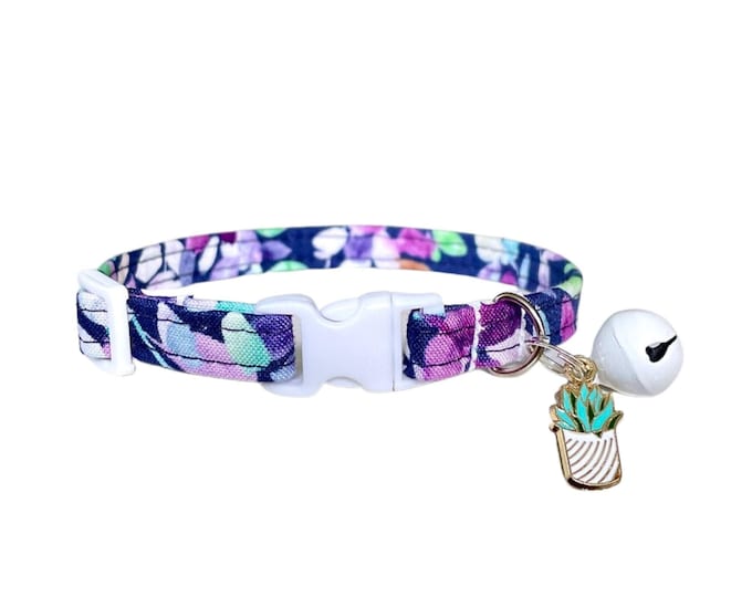 Floral Cat Collar with Aloe Charm, Breakaway Kitten Collar