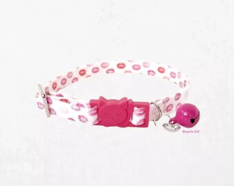 Pink Lipstick Print Cat Collar, Breakaway Kitten Collar, Bell