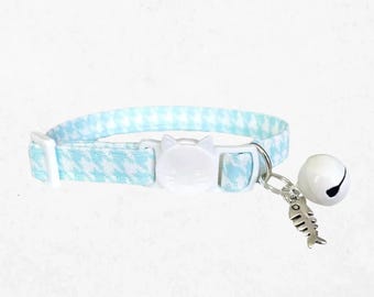 Breakaway Cat Collar Blue Houndstooth: Stylish Adjustable Accessory (Lightweight Fabric, Safety Buckle, 7.5-12" Size)