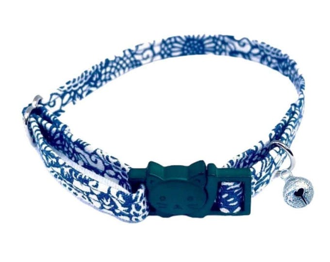Blue Flower Denim Cat Collar, Breakaway Buckle, Kitten or Small Dog