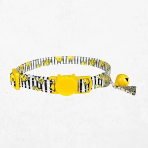 Collar para gatos con diseño de queso - Collar para gatitos con cierre de seguridad, cascabel y dije, personalizable.