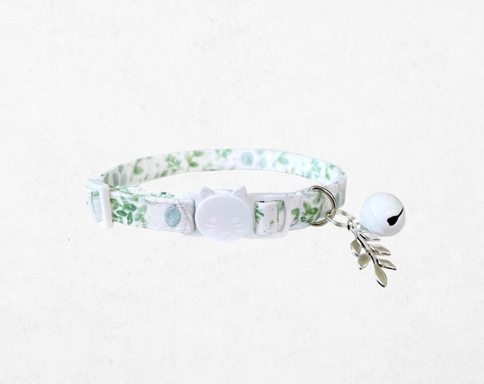 Green Leaf Cat Collar – Breakaway Adjustable Kitten Collar with Bell & Botanical Charm
