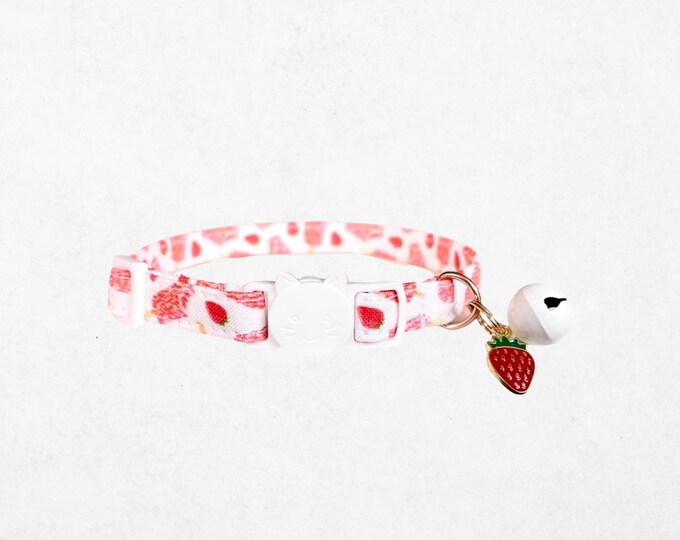 Strawberry Shortcake Cat Collar with Charm and Bell, Breakaway Kitten Collar