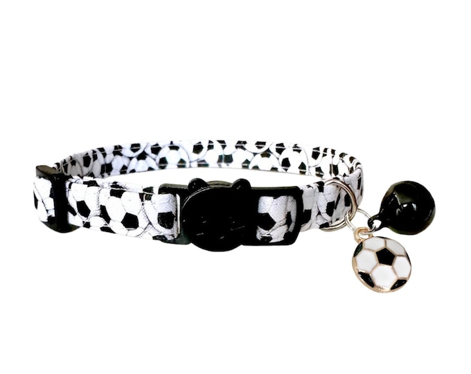 Soccer Kitten Collar Cat Collar, Sporty Design with Breakaway Buckle (Adjustable 6-12", Durable Fabric)