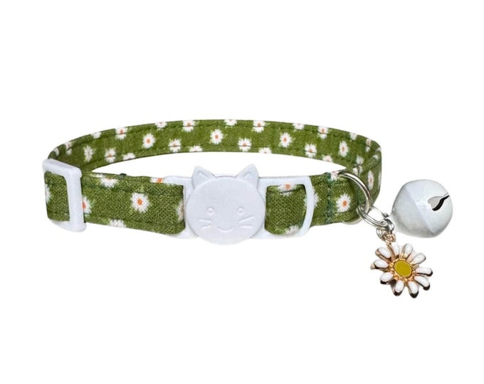 Daisy Kitten Collar Cat Collar: Floral Pattern - Adjustable Size, Breakaway Safety Buckle, Lightweight Material