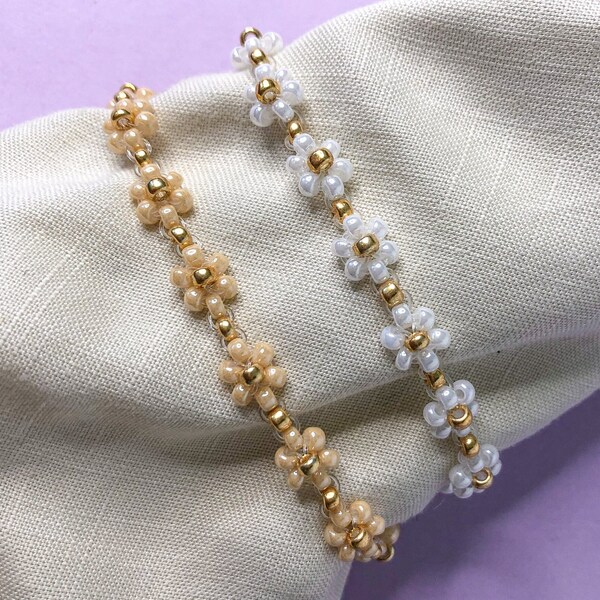 Daisy Beaded Bracelets | Gold, Pearl, Tiktok, Cute, Elevated, Elegant, Flower, Gift, Present, Aesthetic, Stretchy, Pretty, Summer, Anklet