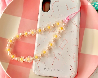 Daisy Beaded Phone Charm – Pastel Flower Wrist Strap