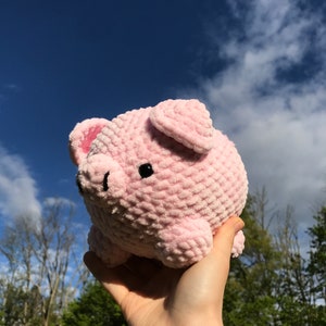 Handmade Pink Pig Plush, Crochet Piglet Decor, Soft Farm Animal Amigurumi, Kawaii Stuffed Pig Gift