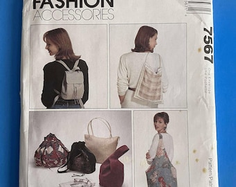 McCall&#39;s Fashion Accessories Pattern No 7567 Assortment of Fashion Bags