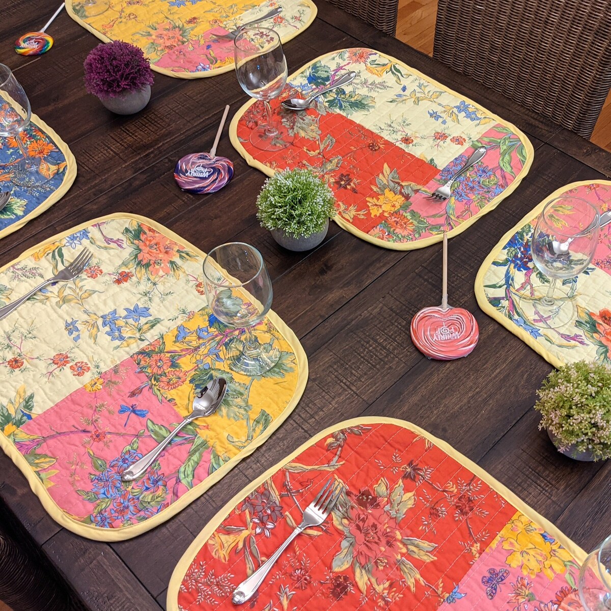 Set of 6-pieces Quilted Placemats
