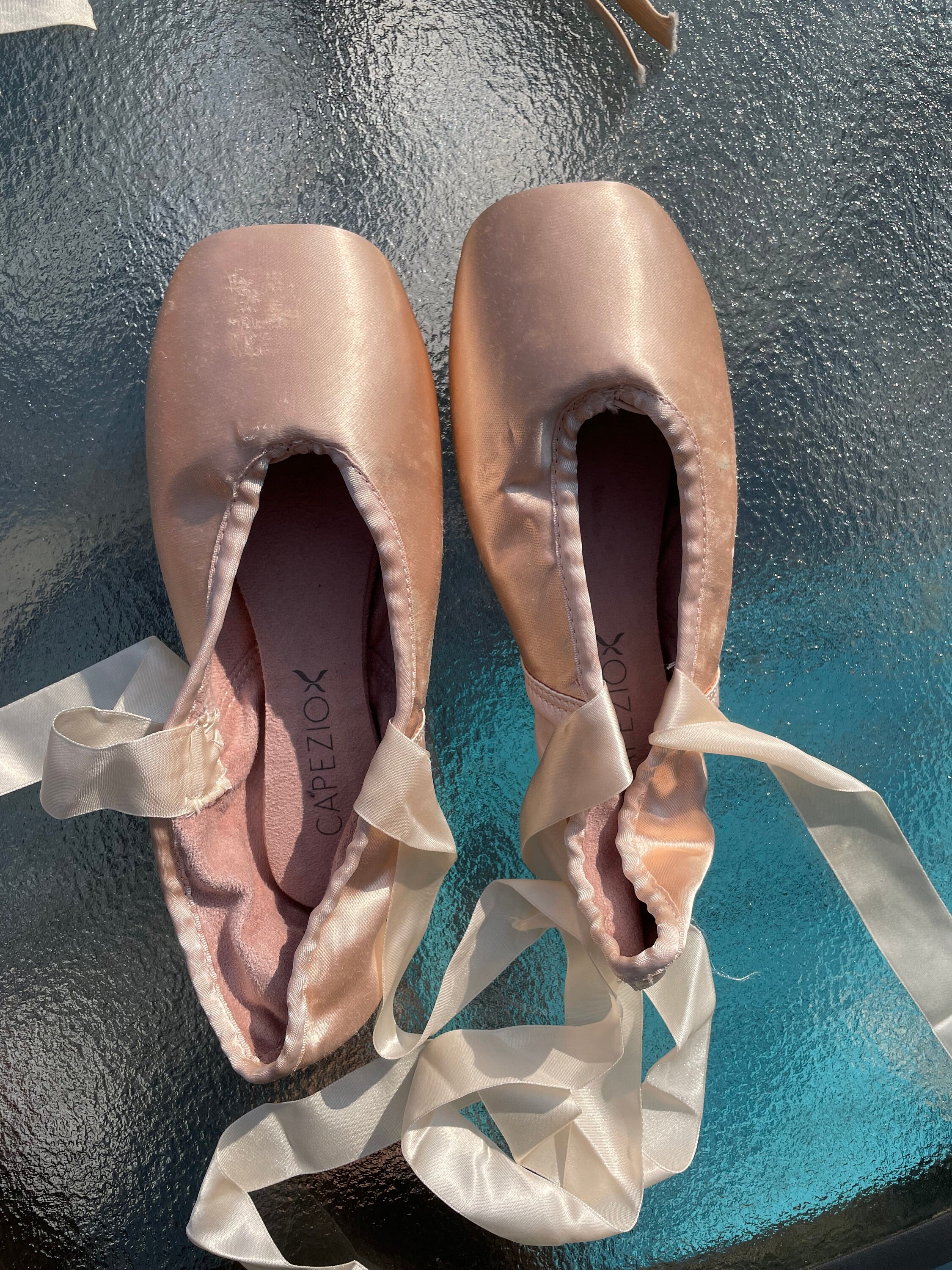Freed Pointe Shoes for sale Only 3 left at 70