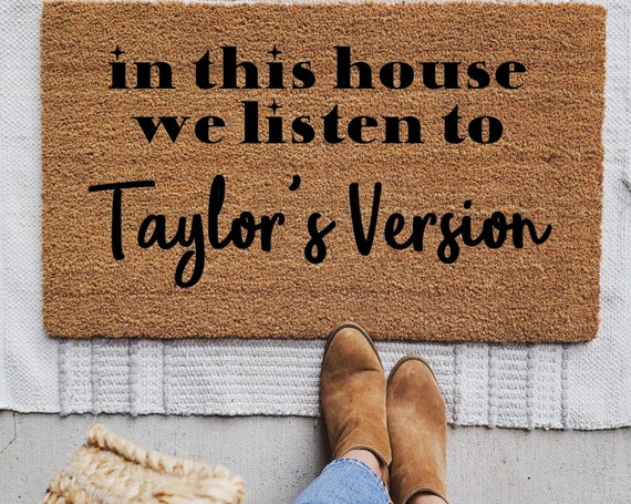 In This House We Listen to Taylor's Version Door Mat, Taylor Swift